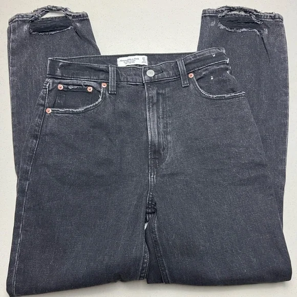 Abercrombie & Fitch Ultra High Rise The Ankle Straight Jeans Size 4L - Picture 2 of 12